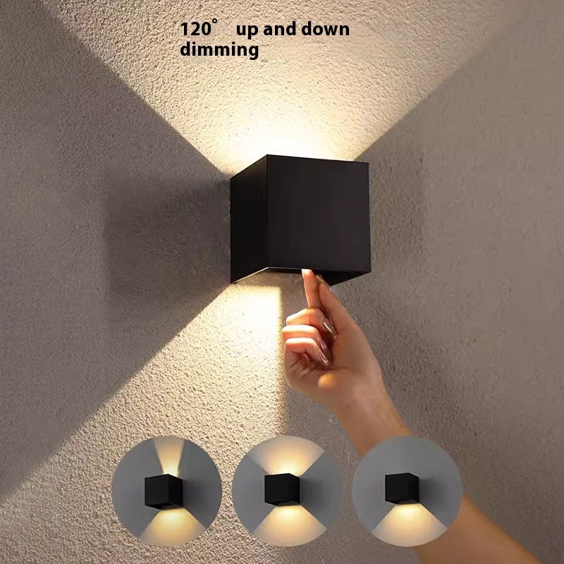 Lámpara de pared simple, impermeable, para balcón o patio exterior