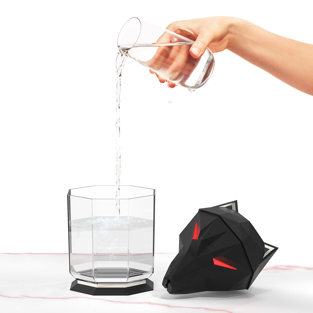 Humidificador de aire ultrasónico War Wolf Air Diffuser con luces de colores pulverizador de aire nano para escritorio del hogar