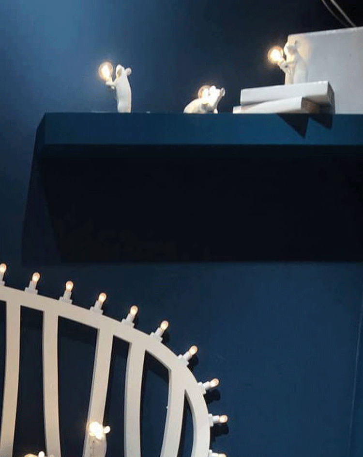 Lámpara de mesa creativa nórdica de resina con forma de ratón, luces nocturnas LED de escritorio, lámparas de escritorio pequeñas y mini con forma de rata