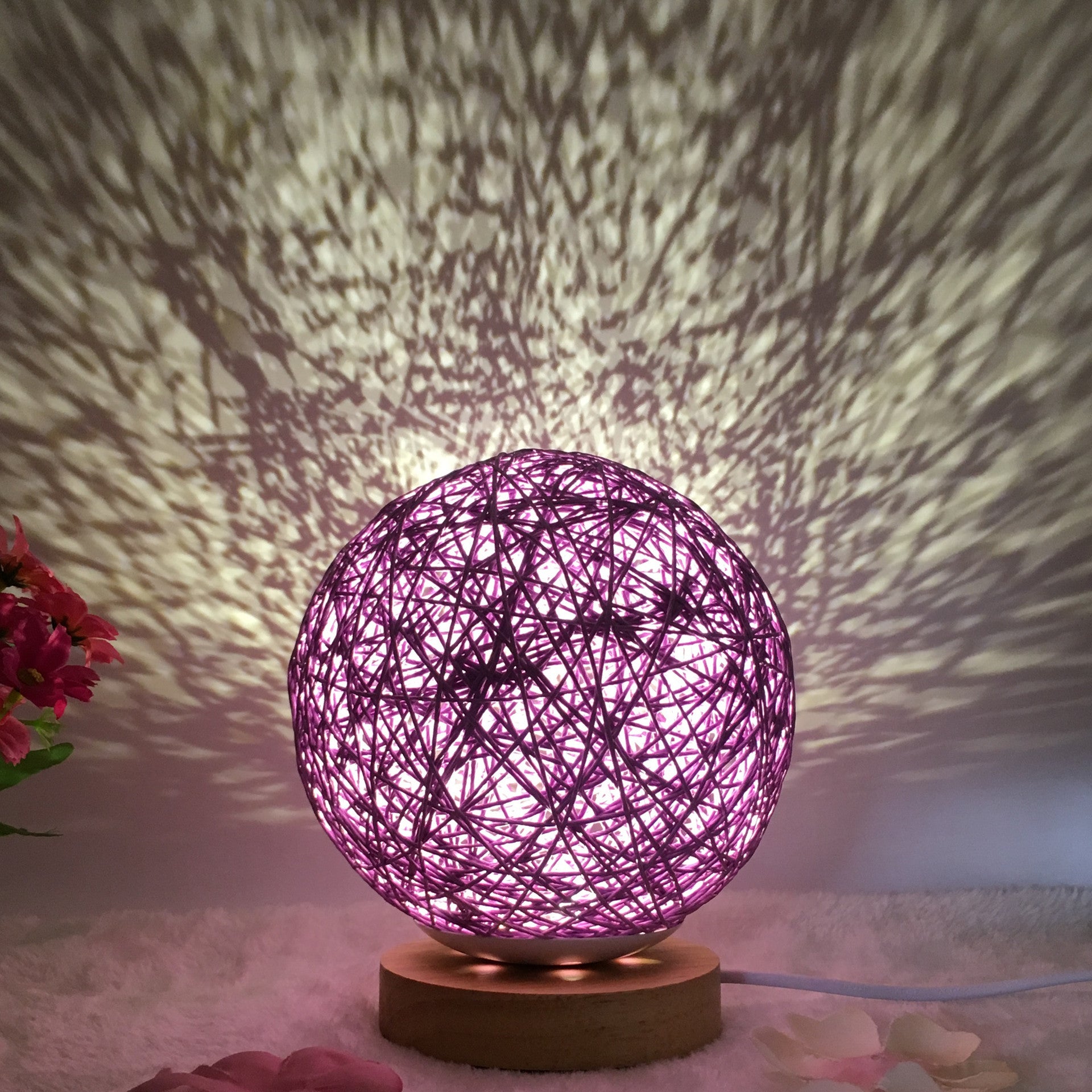 Lámpara de Mesa de Lino Creativa de Amazon, Novedosa y Única, LED Inteligente USB, 7 Colores RGB, 16 Colores, Control Remoto, Lámpara de Bola de Ratán