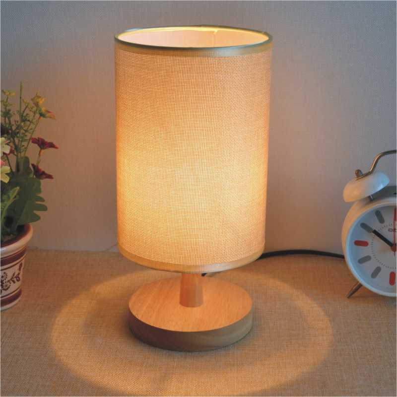 Lámpara de mesa creativa de madera maciza para mesilla de noche, pequeña lámpara de noche.
