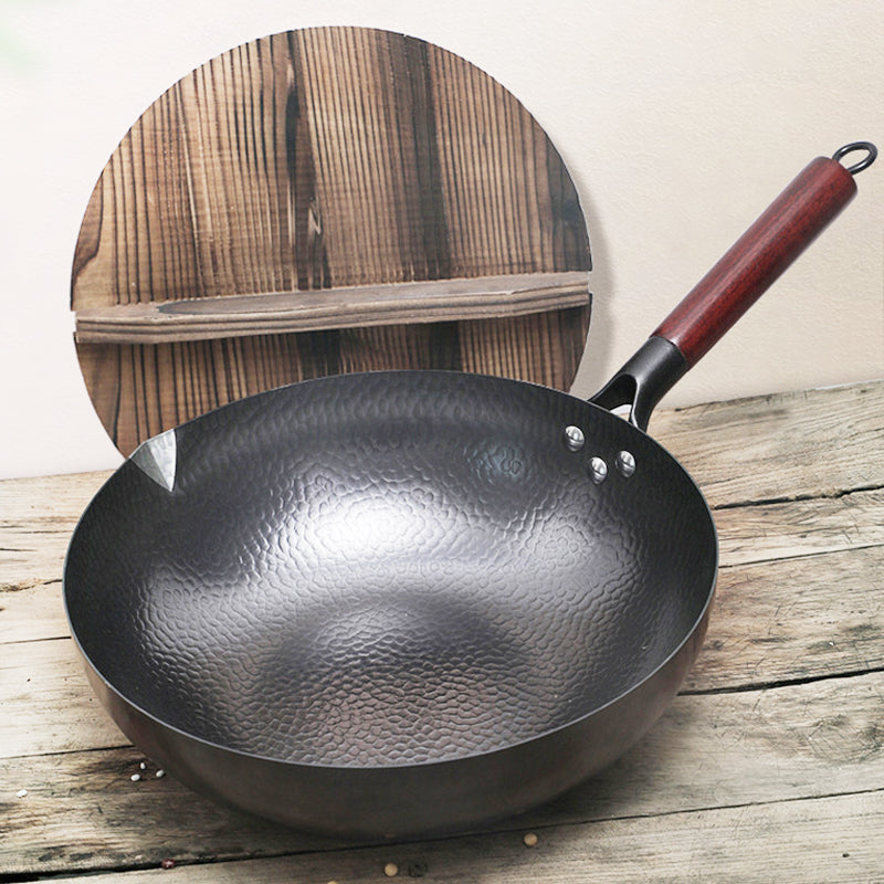 Sartén de hierro tradicional, Wok de hierro hecho a mano