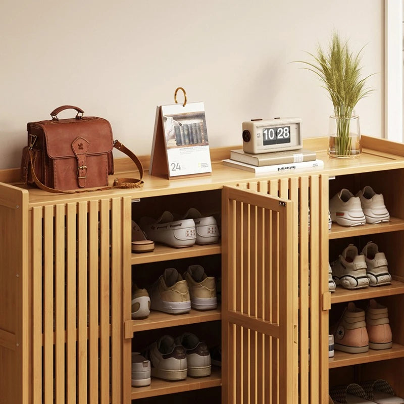 Zapatero para uso doméstico, zapatero de puerta, pasillo con vista a la pared, entrada interior, habitación de alquiler, zapatero multicapa