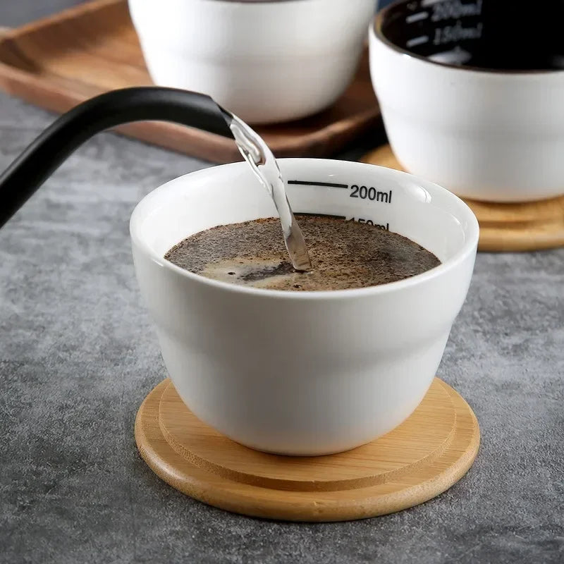 Tazón de café de cerámica de 200 ml con escala Tazón de medición engrosado Taza de cata en U con cuchara Taza medidora de espresso Accesorios de café
