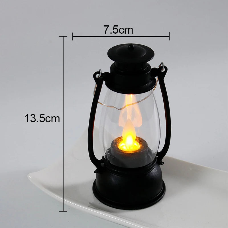 Calcifer Lámpara de Noche sin Llama Halloween Retro Decorativa con Luz de Vela Lámpara de Queroseno de Dibujos Animados para Mesita de Noche de Dormitorio