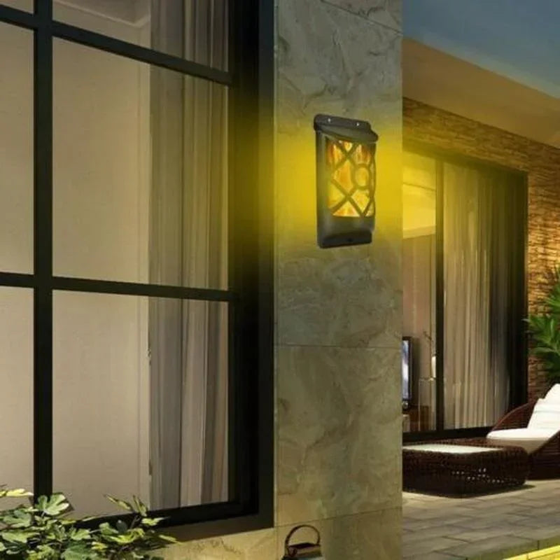 96 luces solares LED con efecto llama para exteriores, diseño de celosía para jardín, sendero, patio, decoración navideña, luces de pared impermeables con efecto de llama parpadeante