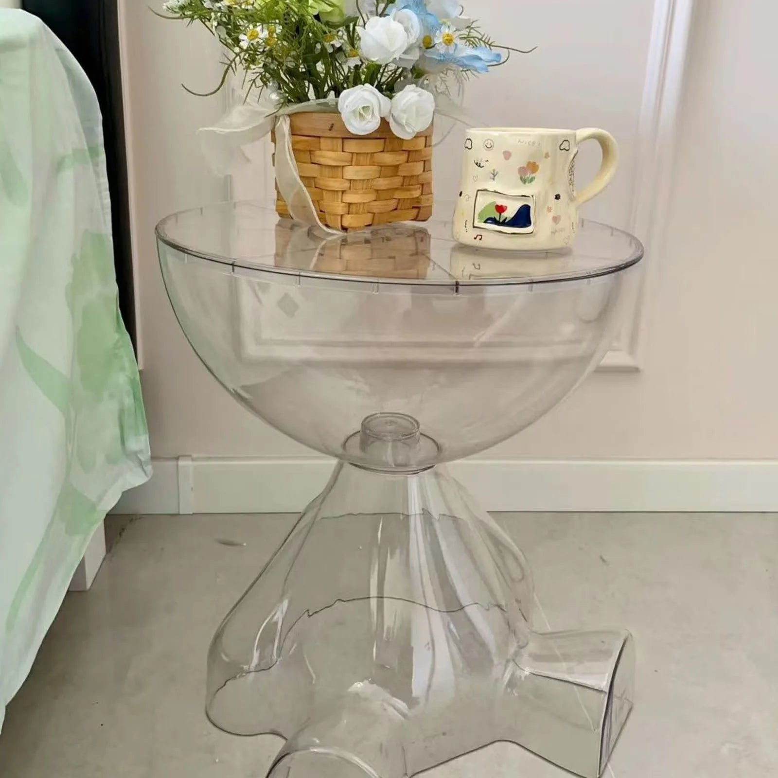 Mesa auxiliar de café móvil, sofá minimalista, sala de estar pequeña, espacios pequeños, dormitorio, mesa de té creativa