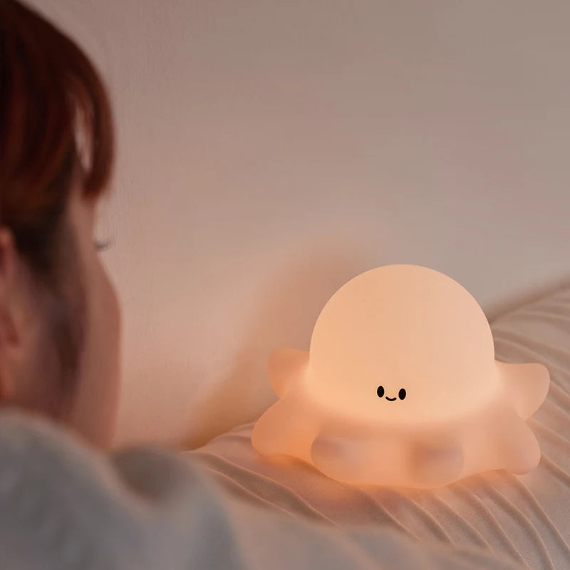 Luz nocturna de pulpo, calamar, dibujos animados, silicona, recargable, decoración interior, lámpara ambiental, regalo de cumpleaños para niños