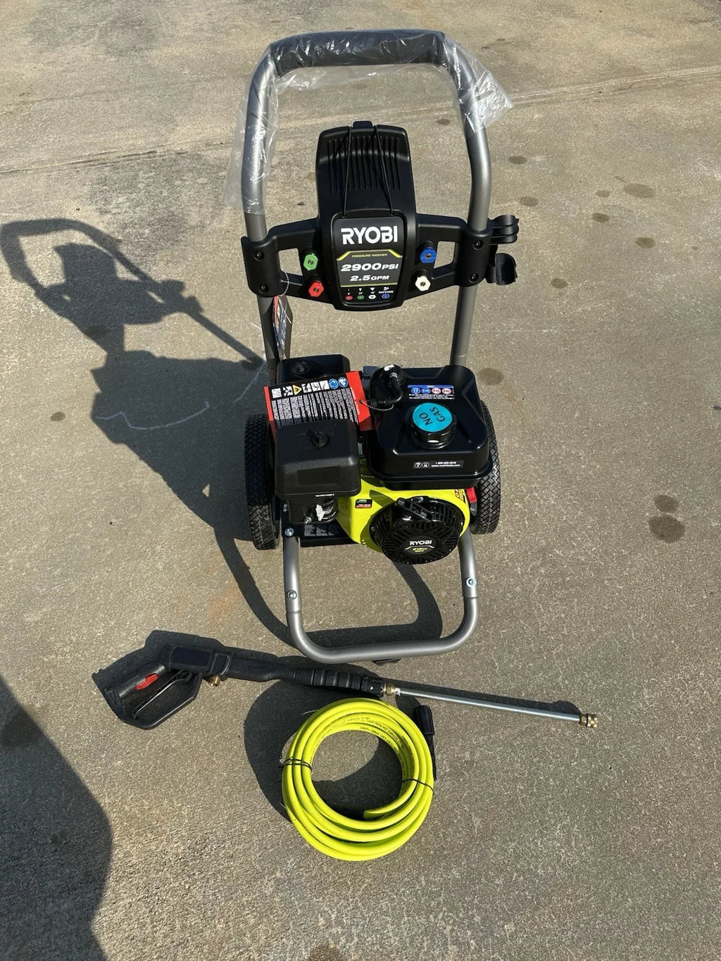 Hidrolavadora de gasolina RYOBI de 2900 psi - RY802925VNM
