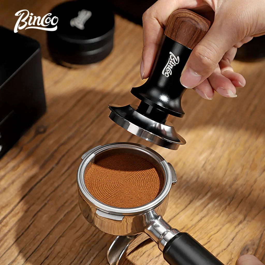 Bincoo Pro Apisonador de Fuerza Constante, Ajuste de Precisión de 51/58 mm, Presión Consistente de 30 LB, Herramienta Profesional para Espresso