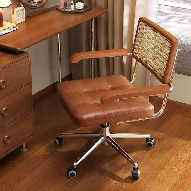 Silla de oficina de ratán de madera maciza, silla de ratán retro estilo celebridad de internet, silla de ordenador, silla giratoria elevable para el hogar, silla de estudio para estudiantes