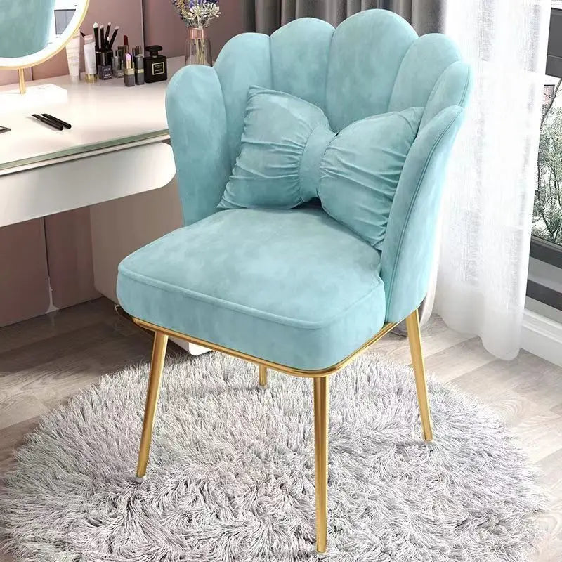 Silla de maquillaje para mujer, taburete sencillo, respaldo de lujo, silla con forma de pétalo, silla de ordenador para dormitorio, almohada de regalo