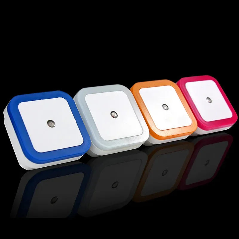 Luz de noche LED con sensor inalámbrico, enchufe europeo/estadounidense, mini lámpara de iluminación cuadrada para bebés, niños, sala de estar, dormitorio, pasillo, luces de noche