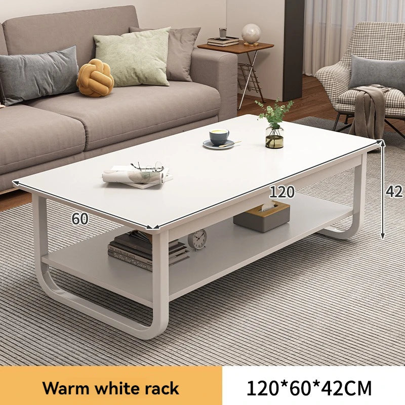 Mesa de centro moderna minimalista, apartamento pequeño, sala de estar, sofá, balcón cercano, mesa de té, habitación de alquiler, mesa de té rectangular