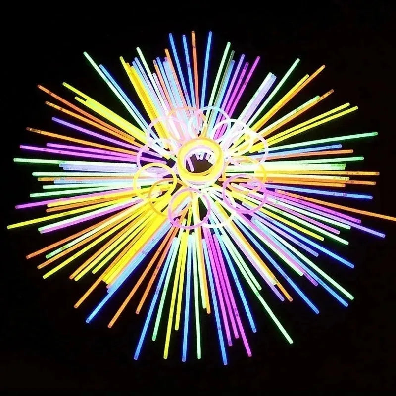 100 Pulseras de neón luminosas para Navidad, Halloween, Año Nuevo, juguetes para niños, pulseras luminosas para fiestas de baile, pulseras fluorescentes para conciertos