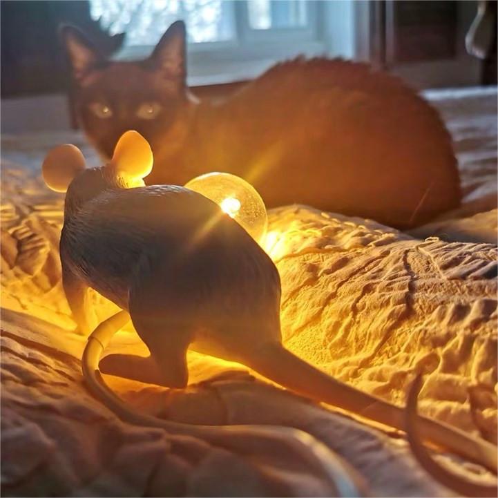 Lámpara de mesa creativa nórdica de resina con forma de ratón, luces nocturnas LED de escritorio, lámparas de escritorio pequeñas y mini con forma de rata